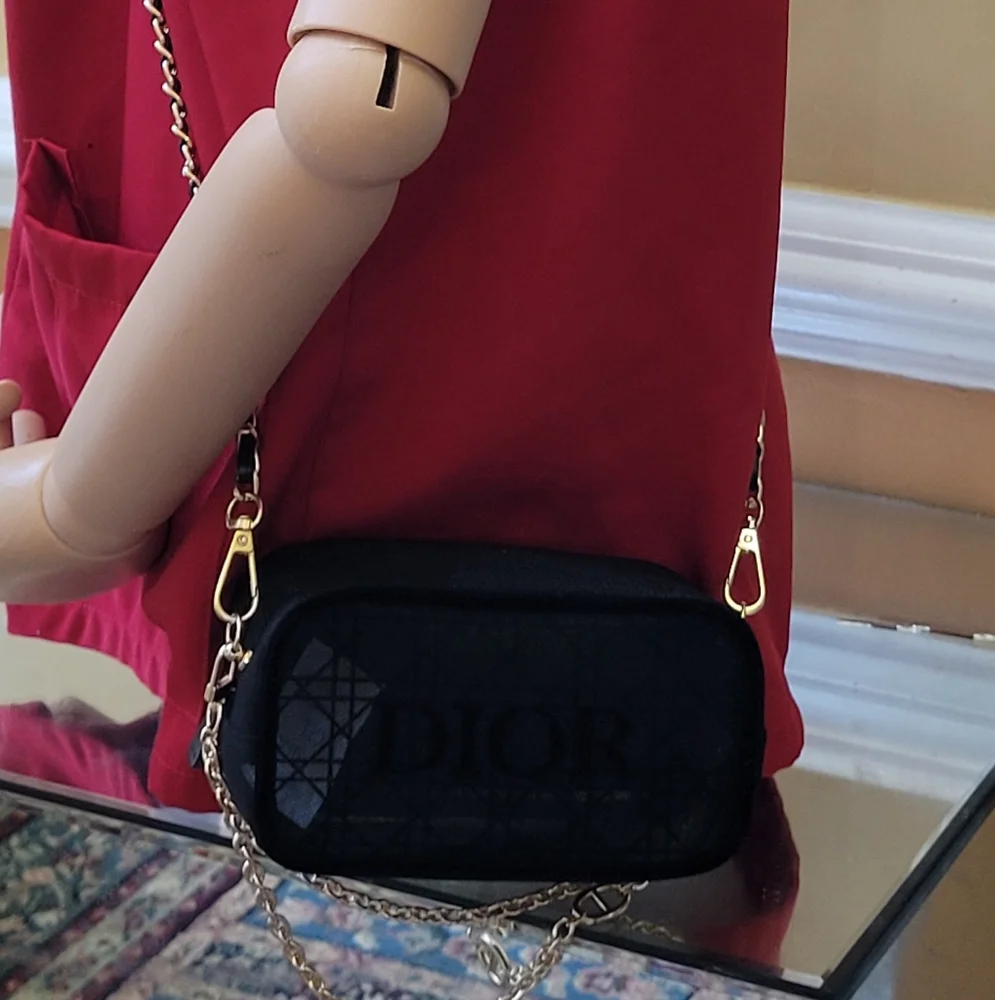 - Dior Black and Gold Women's Bag - Picture 15 of 16